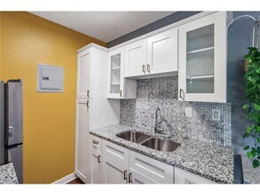 504 W Franklin Ave in Minneapolis, MN - Building Photo - Building Photo