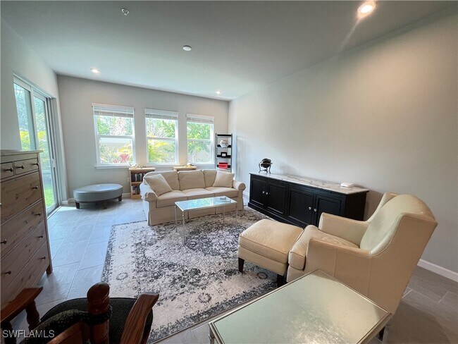 property at 4664 Arboretum Cir