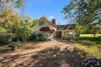 201 Brookfield Ave in Nashville, TN - Foto de edificio - Building Photo