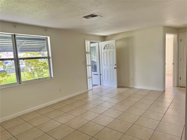 4802 Trafford Rd in Holiday, FL - Building Photo - Building Photo