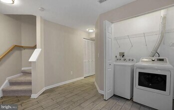 15592 Three Otters Pl in Manassas, VA - Building Photo - Building Photo