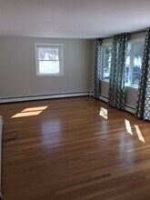 100 Ward St in Hingham, MA - Building Photo - Building Photo