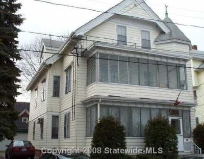 14 Greene St in Pawtucket, RI - Building Photo