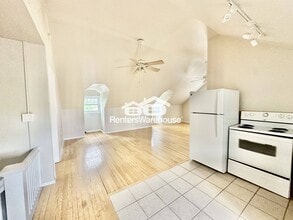 2300 Beaver Ave in Des Moines, IA - Building Photo - Building Photo