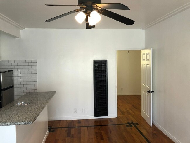 1019 Westmoreland Ave in Los Angeles, CA - Foto de edificio - Building Photo