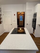 75 Pine St in South Hadley, MA - Building Photo - Building Photo