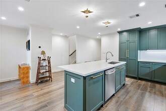 3139 Bissonnet St in Houston, TX - Building Photo - Building Photo