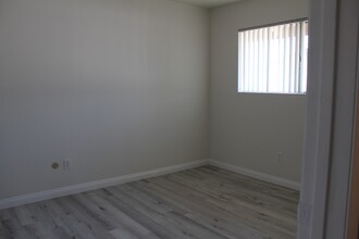6022 Lime Ave in Cypress, CA - Building Photo - Building Photo