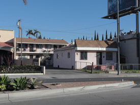 3649 Slauson Ave Apartments