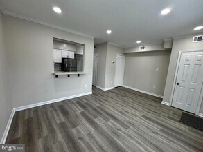 2518 Fairfax Dr-Unit -A in Arlington, VA - Building Photo - Building Photo