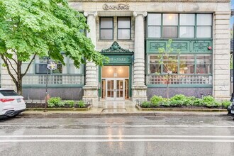 1322 S Wabash Ave in Chicago, IL - Building Photo - Building Photo