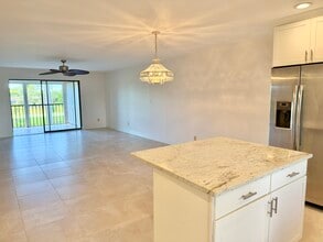 5789 Gage Ln, Unit Augusta Court A 304 in Naples, FL - Building Photo - Building Photo
