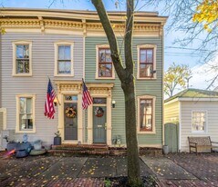 222 S Fayette St in Alexandria, VA - Building Photo