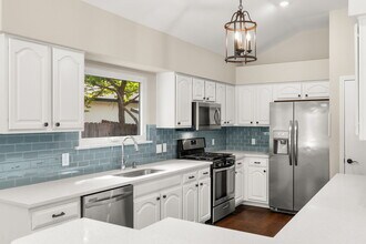 13117 Broughton Way in Austin, TX - Building Photo - Building Photo
