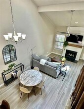 2412 Chapel Hill Ln in Arlington, TX - Building Photo - Building Photo