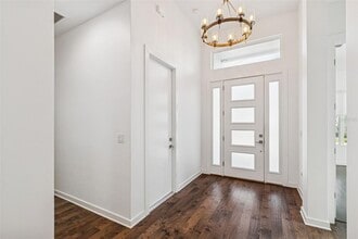 6719 S Dauphin Ave in Tampa, FL - Building Photo - Building Photo