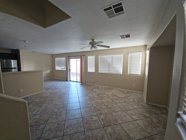 5989 Banbury Heights Way in Las Vegas, NV - Building Photo - Building Photo