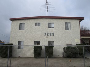 Sun Valley Apartments in Sun Valley, CA - Foto de edificio - Building Photo