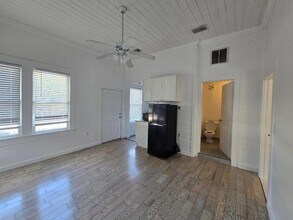 301 S 7th St in Fort Pierce, FL - Foto de edificio - Building Photo