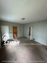 426 W 9th Ave in Oshkosh, WI - Building Photo - Building Photo