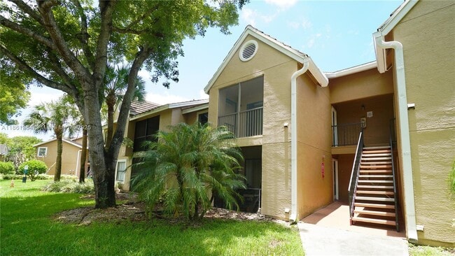 property at 15570 SW 105th Ln