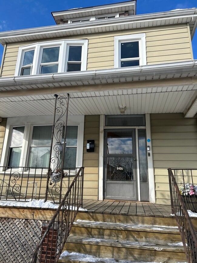 property at 8406 S Brandon Ave