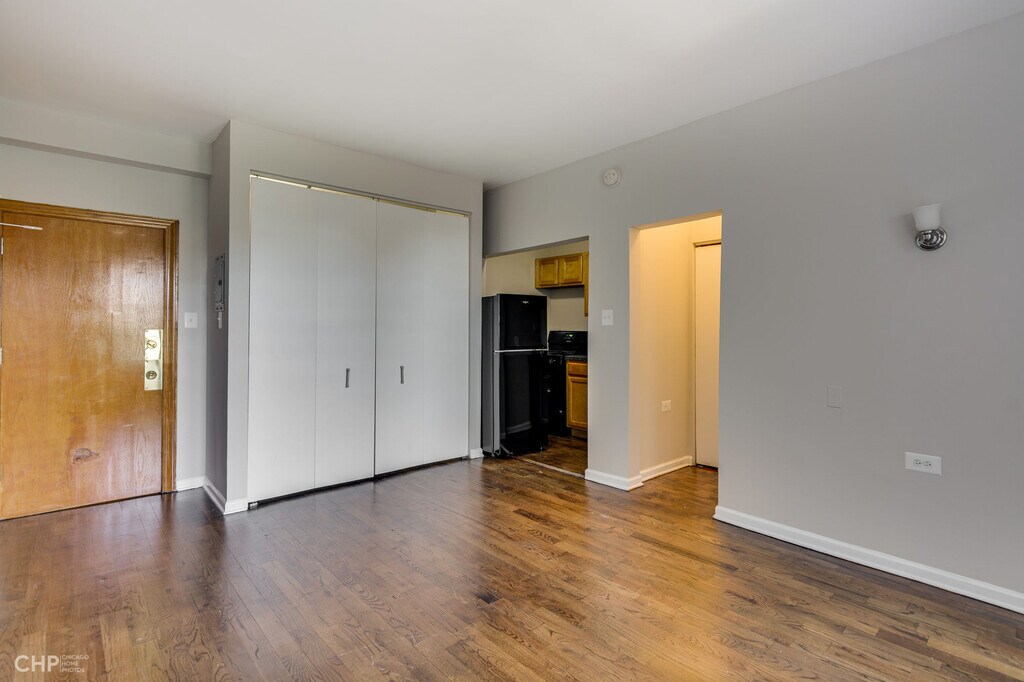 Sheridan Apartments Chicago, IL Apartments