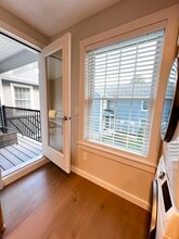 179 Butternut St, Unit 6 in Middletown, CT - Foto de edificio - Building Photo