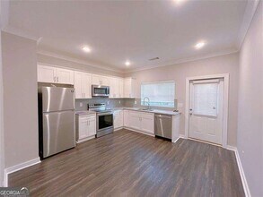 2007 Ocean Dr NW in Atlanta, GA - Building Photo - Building Photo
