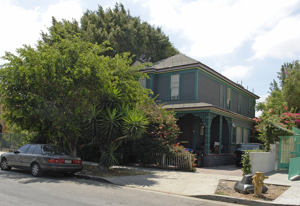 6026-6028 Barton Ave in Los Angeles, CA - Foto de edificio