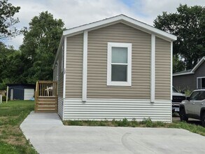 137 113th Square NE in Blaine, MN - Building Photo - Building Photo