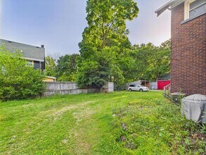 855 Work Dr in Akron, OH - Building Photo - Building Photo