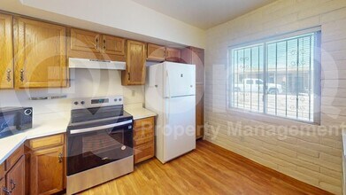 3548 S Mission Rd in Tucson, AZ - Building Photo - Building Photo