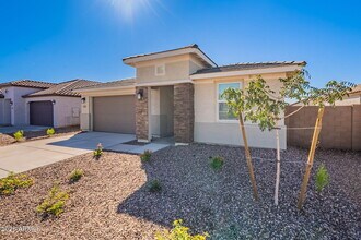 8147 E Paloma Ave in Mesa, AZ - Building Photo - Building Photo