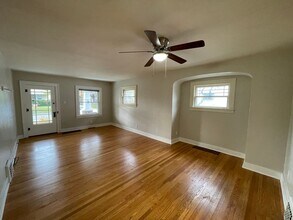 4409 S Wayne Ave in Fort Wayne, IN - Building Photo - Building Photo