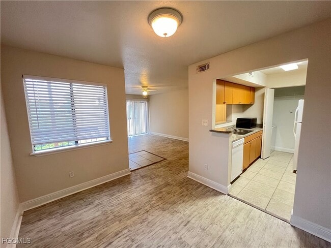 property at 2885 Winkler Ave