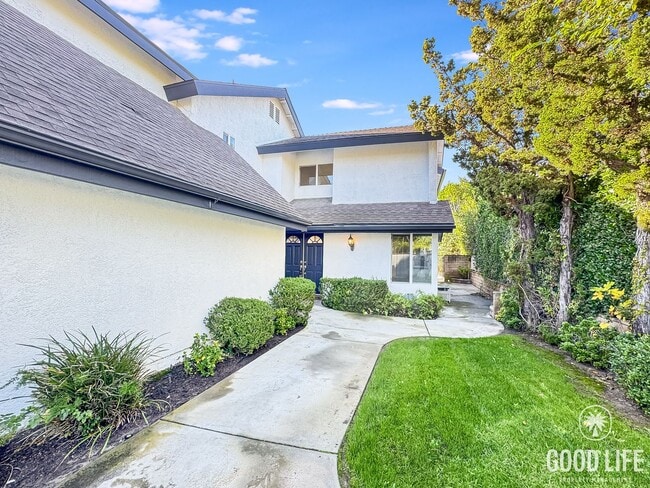 25521 Alisal Ave in Laguna Hills, CA - Building Photo - Building Photo