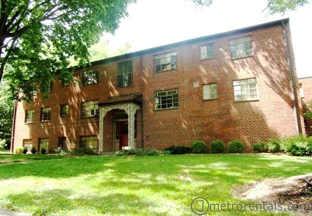 1738 Clifton Ave-Unit -Apt. 2 in Columbus, OH - Building Photo - Building Photo