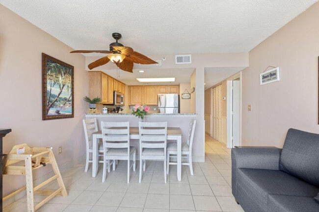 1700 N Ocean Blvd in Myrtle Beach, SC - Building Photo - Building Photo