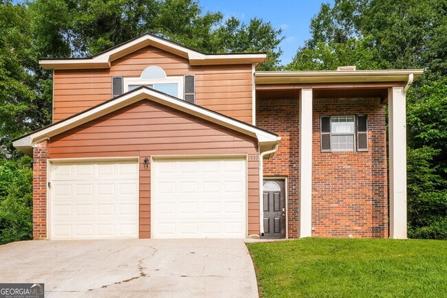 property at 1930 Corners Cir