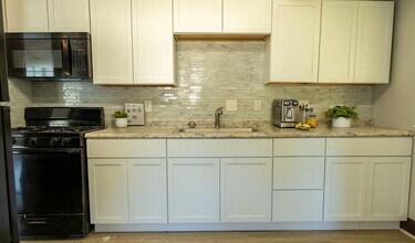 277 Roderick Dr in St. Louis, MO - Building Photo - Building Photo