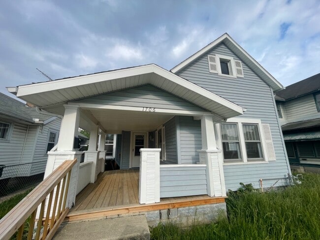 property at 1706 S High St