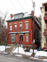 318 S Trenton Ave in Pittsburgh, PA - Building Photo