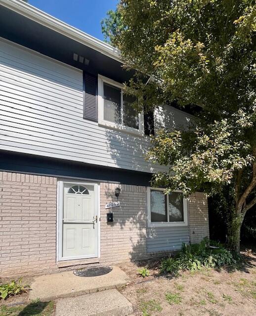 41262 N Woodbury Green Dr in Belleville, MI - Building Photo