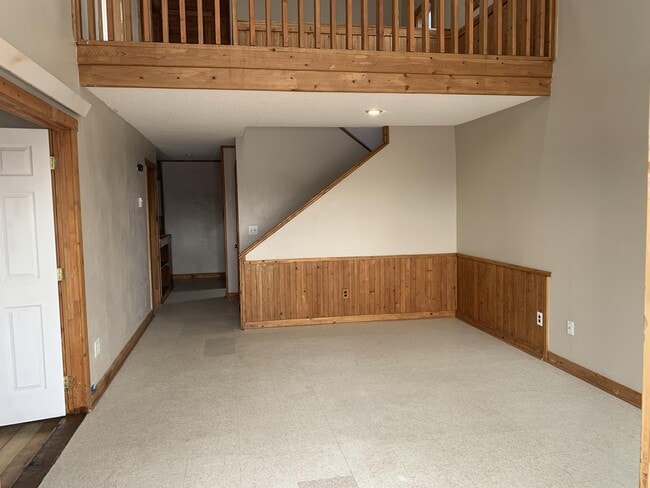 property at 528 S Lincoln St