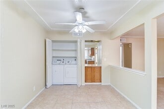 2100 Venus Ave in North Las Vegas, NV - Building Photo - Building Photo
