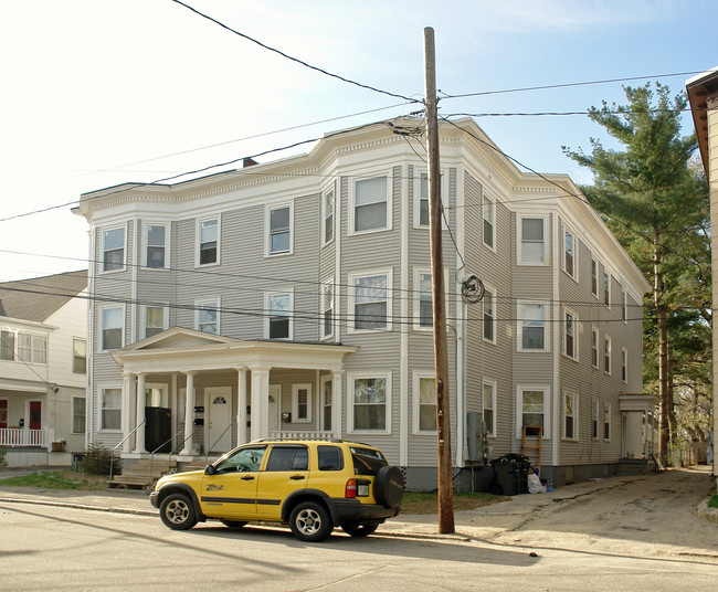 280 Conant St in Manchester, NH - Building Photo - Building Photo