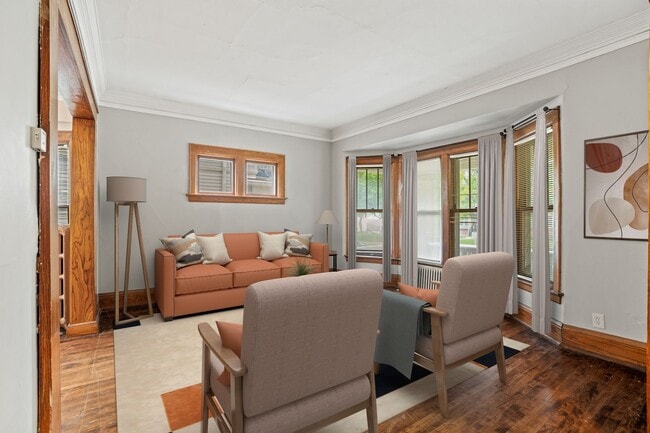 property at 3016 N Murray Ave