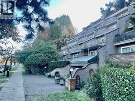 774 Great Northern Wy in Vancouver, BC - Building Photo