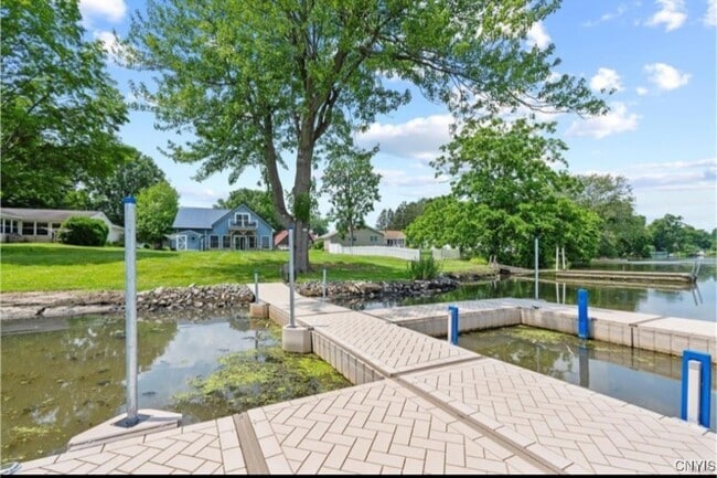 13 E Edgewater Dr in Fulton, NY - Building Photo - Building Photo